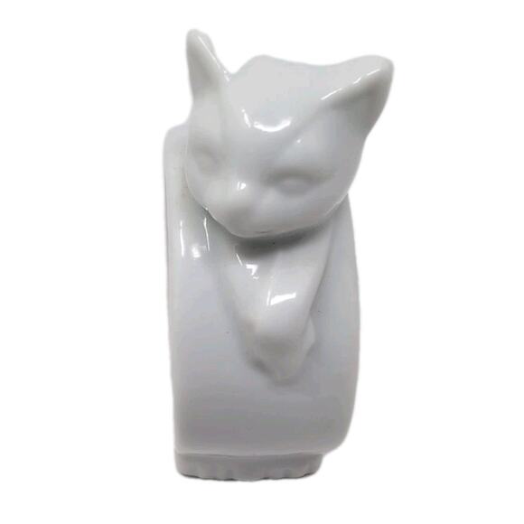 VTG Cat Napkin Rings White Set Of 4 Porcelain Ceramic With Basket Holidays - Picture 9 of 15